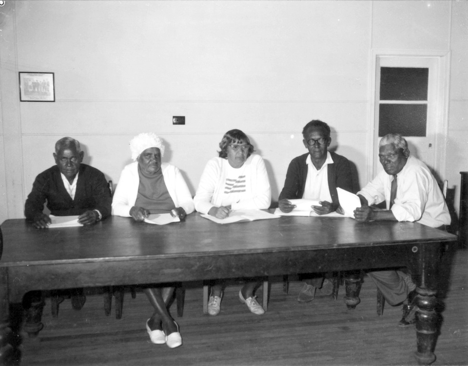 Cherbourg-Community-Council-meeting_1973