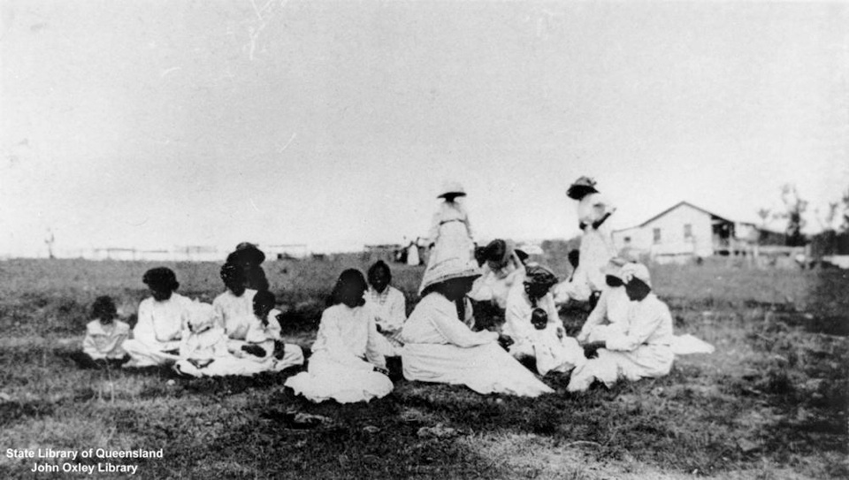 Group of women with children at Barambah Aboriginal Settlement 1911