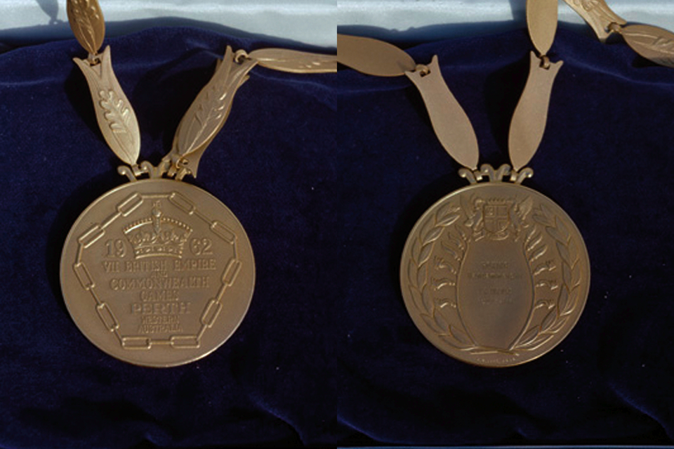mitta-gold-medal_1962