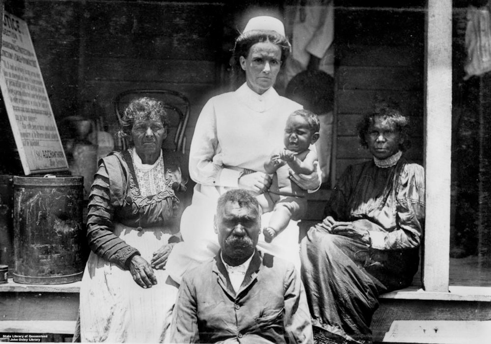 Nurse-with-three-generations-at-Barambah-Aboriginal-Settlement_1911